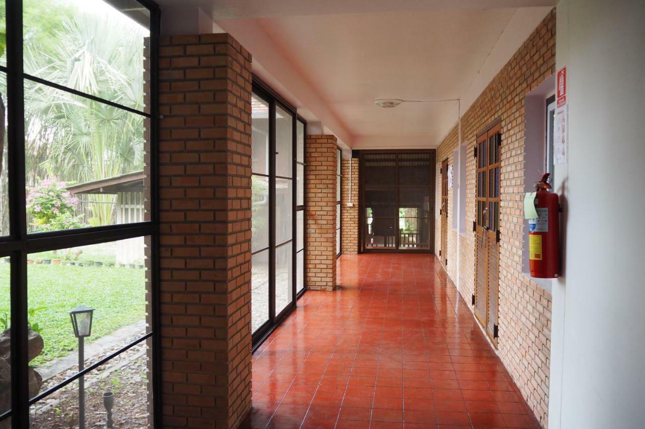 Insight Hostel Chiang Mai Dış mekan fotoğraf